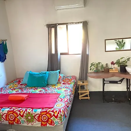 Passifloras Hostel Quepos Exterior photo